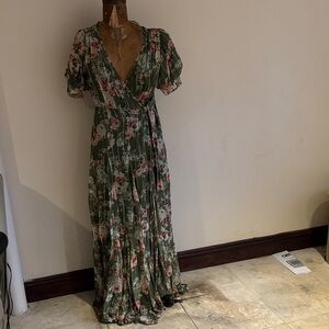 HEMANT & NANDITA Green Floral Maxi Dress